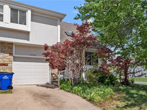 13332 W 109th St, Overland Park, KS 66210