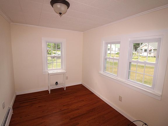 3rd image of 1 Ella St #3