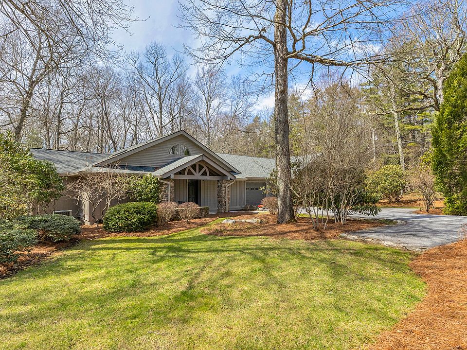 1st image of 19-B Whiteside Mountain RD