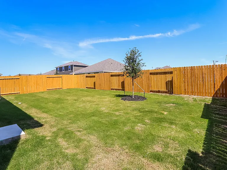 1513 Woodwinds Dr — Photo 20