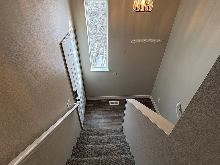 205 Dailey Ave #1 — Photo 5