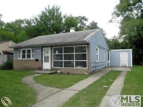10720 Saratoga Ave, Oak Park, MI 48237