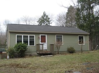 42 Dodge Cross Rd, Farmington, NH 03835
