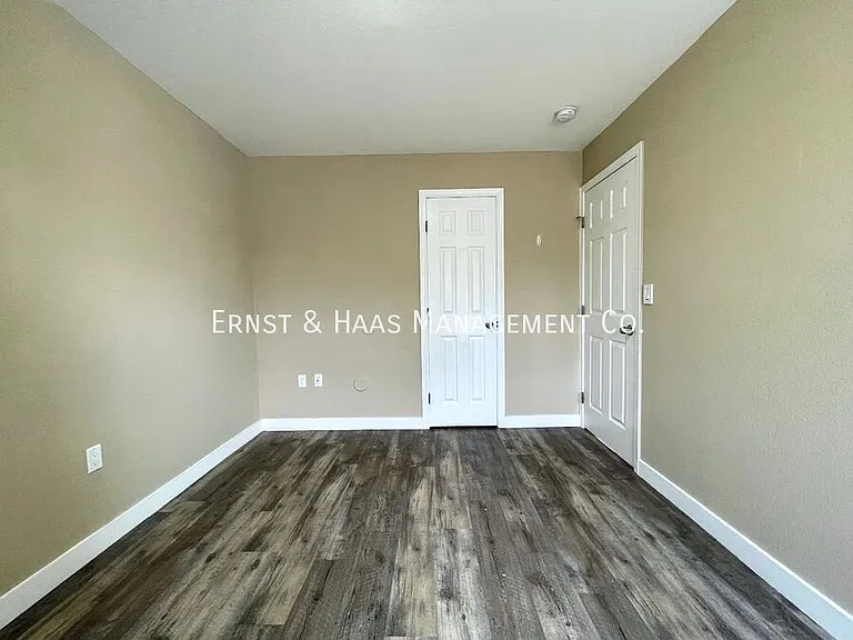 4331 Walnut Ave #C — Photo 9