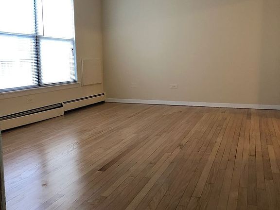 4th image of 1812 W 127th St APT 2