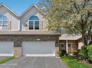 1126 Coventry Ln, Bolingbrook, IL 60440