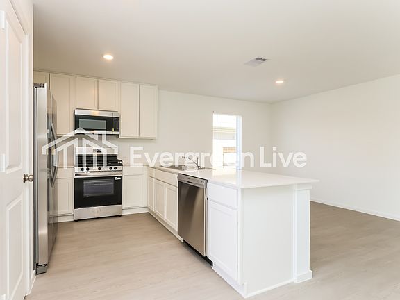 5th image of 478 Southern Magnolia Way