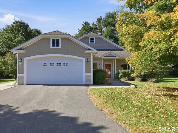 10 Hunt Glen Drive #10, Granby, CT 06035