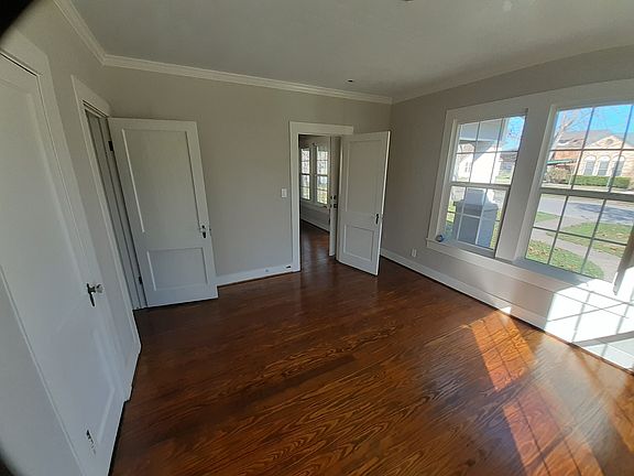 4th image of 1308 S Magnolia St
