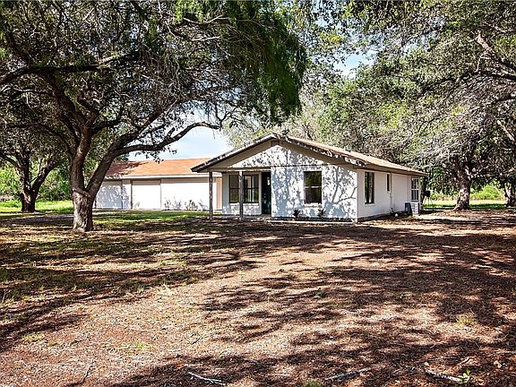 4th image of 202 Ranch Rd