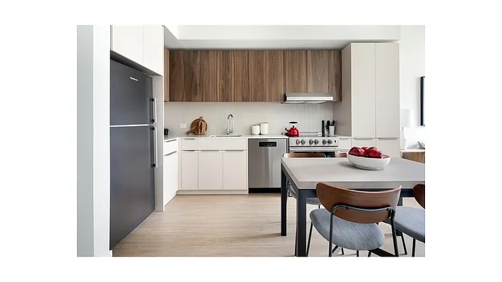 Rented by Corcoran | media 34