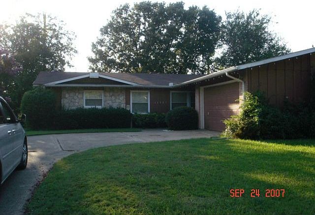 1st image of 11905 High Meadow Dr