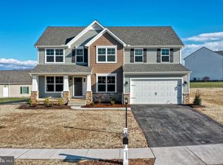 5015 Goldens Path, York, PA 17408