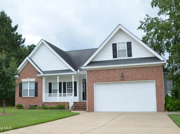 2904 Woods Walk Way, Rocky Mount, NC 27804