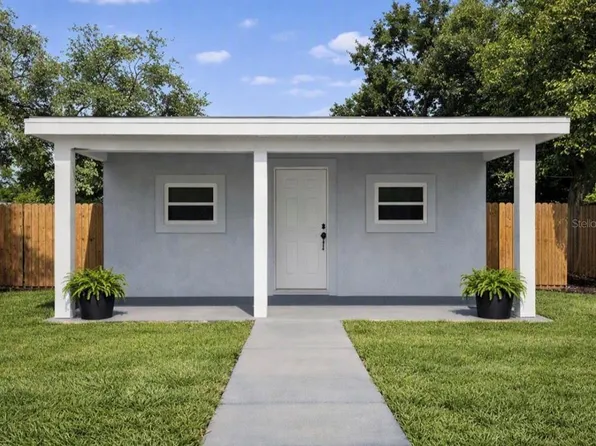 8906 N ALBANY AVENUE, TAMPA, FL 33604