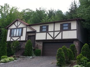 26 Old Mill Rd, Wilkes Barre, PA 18702