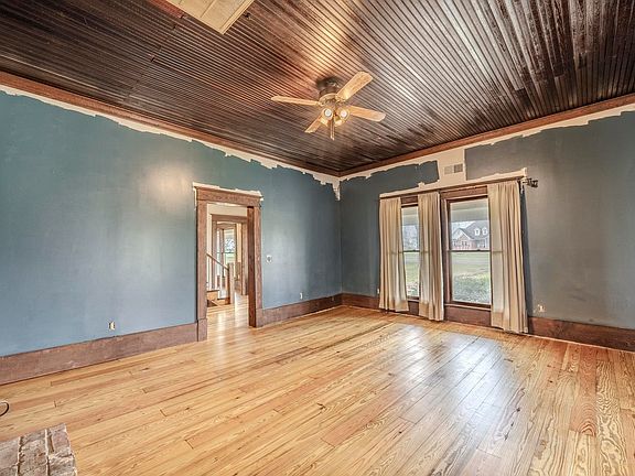 17th image of this home