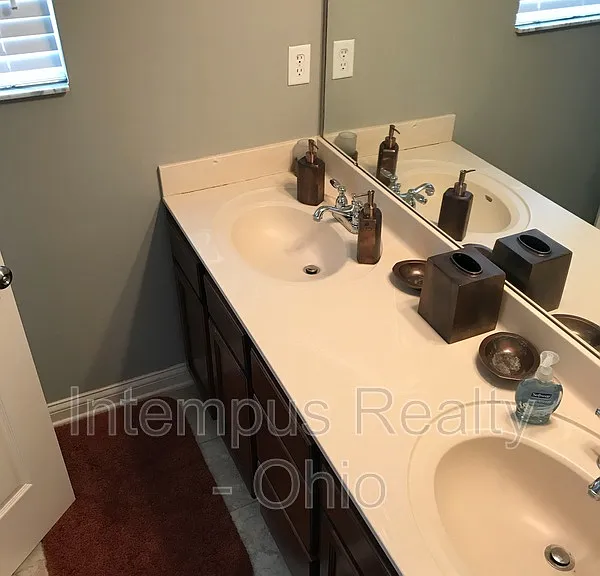 5081 Dinard Way — Photo 27