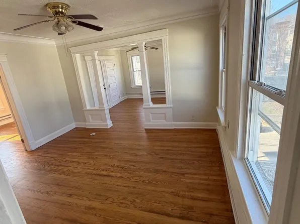 51 Crown St #3, Waterbury, CT 06704