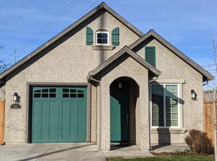 2211 6th Ave, Sacramento, CA 95818
