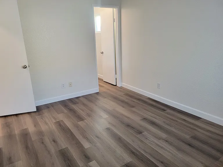 7756 Embry Ct — Photo 7