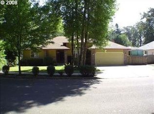 19348 Inishbride Ct, Oregon City, OR 97045