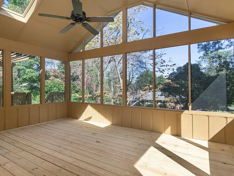 3136 Magnolia Dr — Photo 12