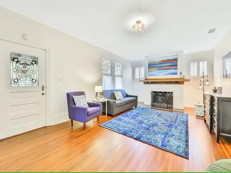 11 Myrtle Ave — Photo 9