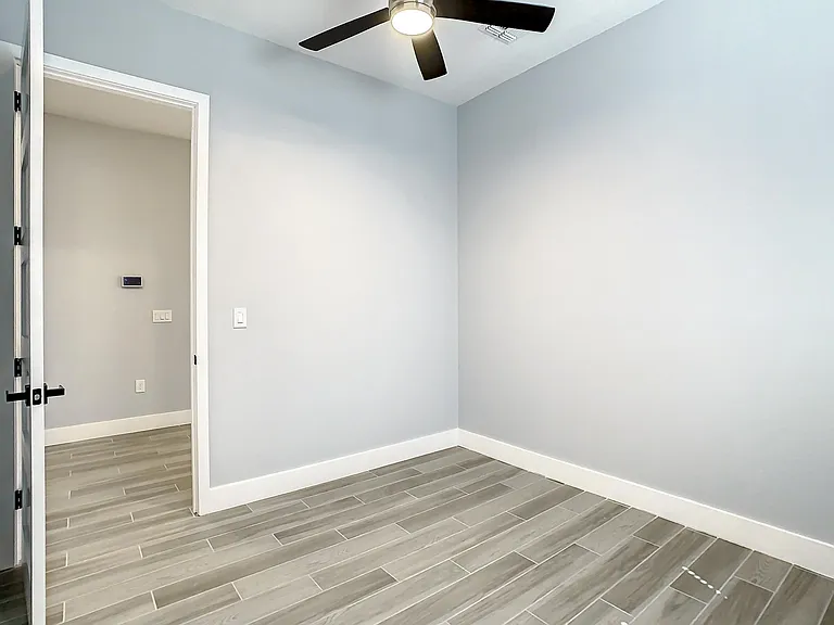 7463 Alpine Butterfly Ln — Photo 44