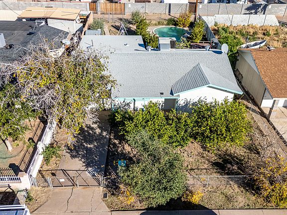 2nd image of 2136 E LEMON Street