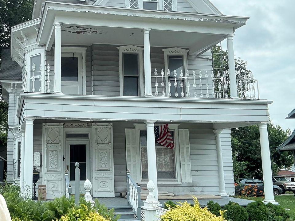 Sturges home in summer with some of the railing removed.