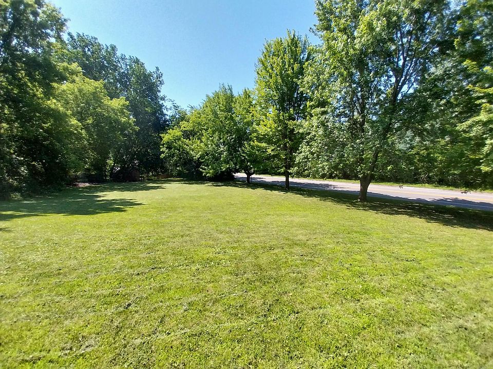 2nd image of 0 Pineview Ln N