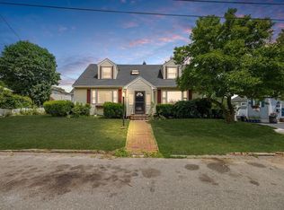 6 Curtis Rd, Saugus, MA 01906