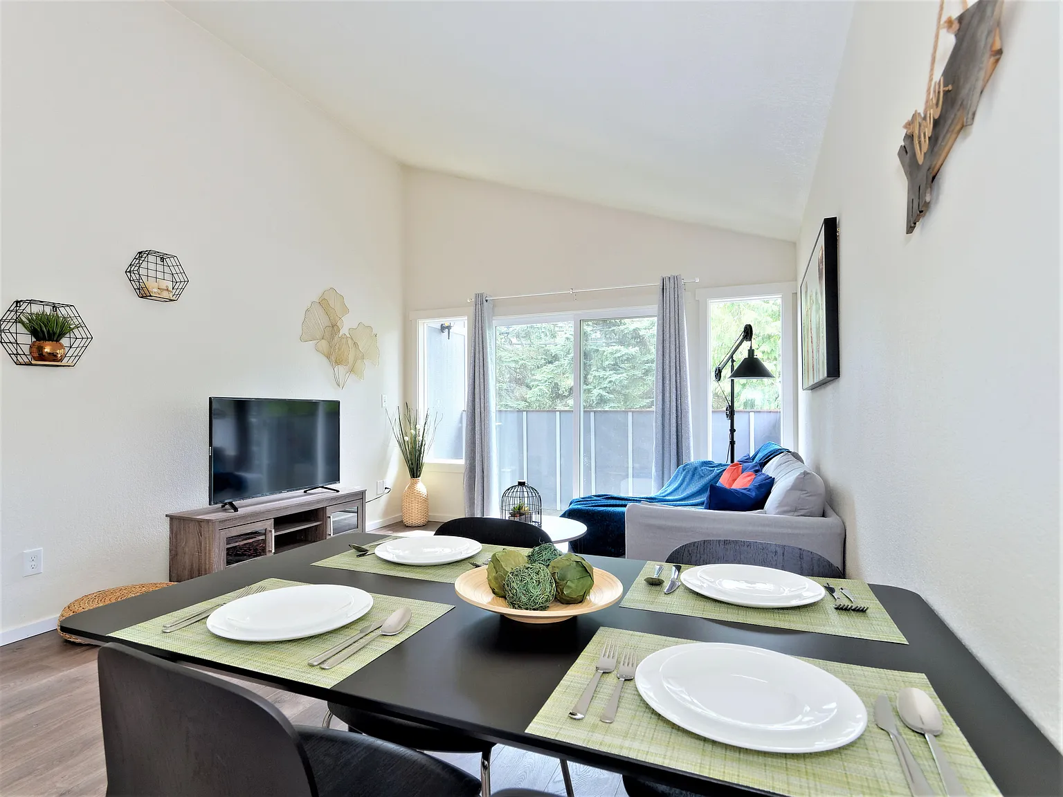 1 bed, 700 sqft, $1,550 — Photo 4