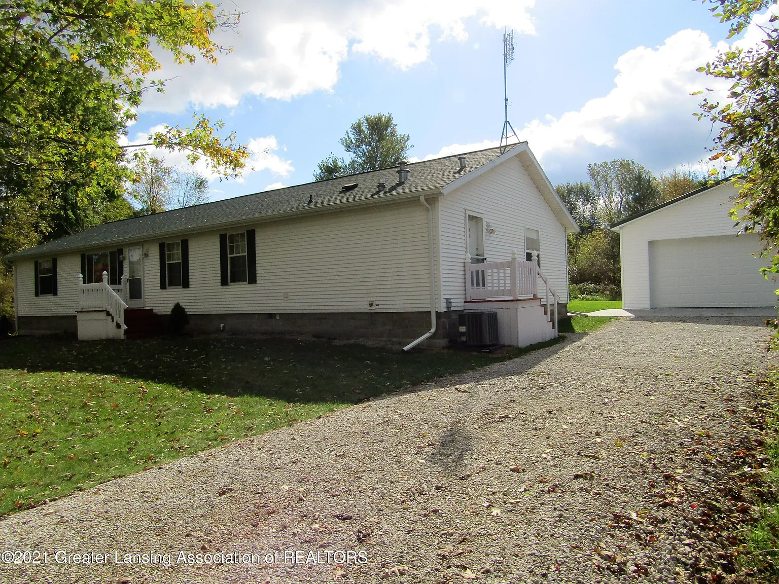 6247 W Beard Rd photo 1
