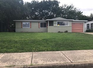 2224 Carruthers Dr, Fort Worth, TX 76112