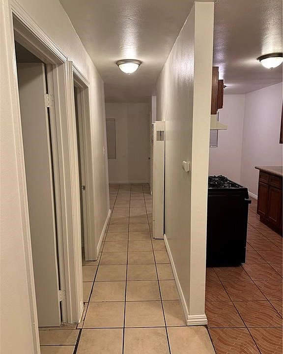 1st image of 1667 E 111th St #1667