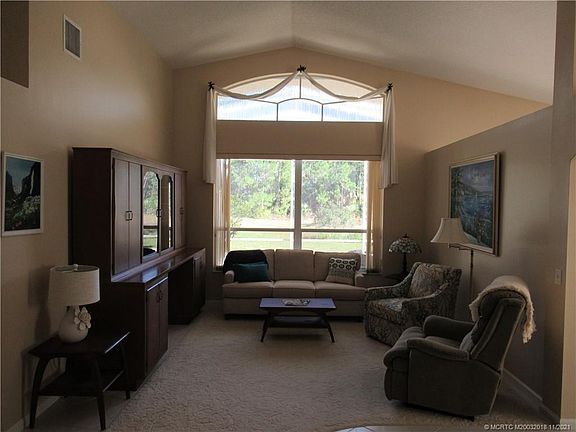 5th image of 7099 SE Twin Oaks Cir