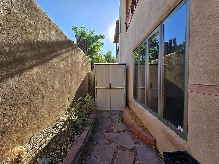 244 Maynard St #6 — Photo 18