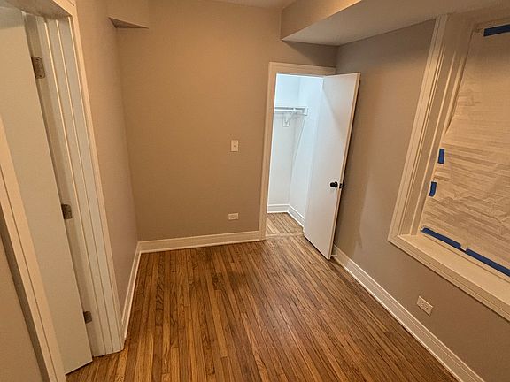 3rd image of 2844 N Campbell Ave Floor Basement