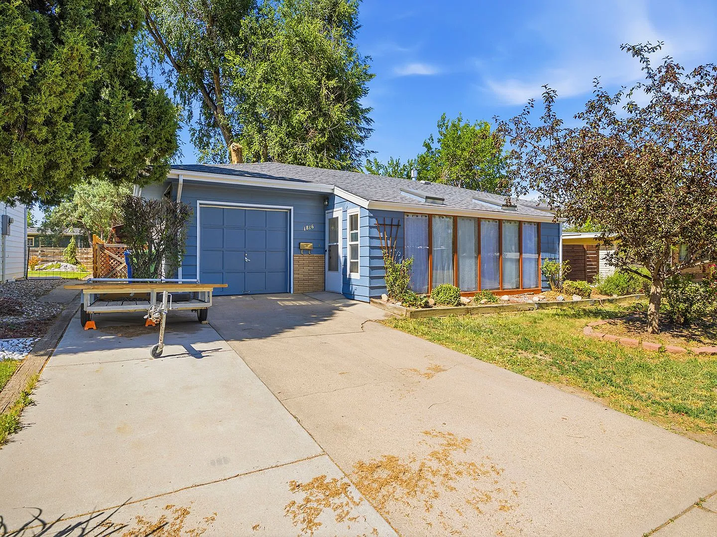 Charming 2-Bed, 2-Bath Upper Unit Near CSU & City Park Fort Collins, CO! — Photo 2
