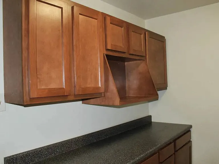 Eden Rock Apartments — Photo 15