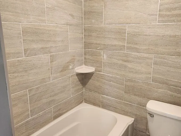 1131 Hawk St — Photo 9