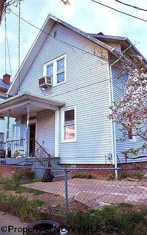 2nd image of 3 Peck Ct