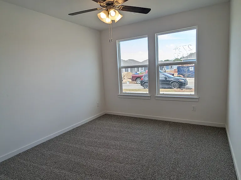 2734 N Snowball Dr — Photo 6