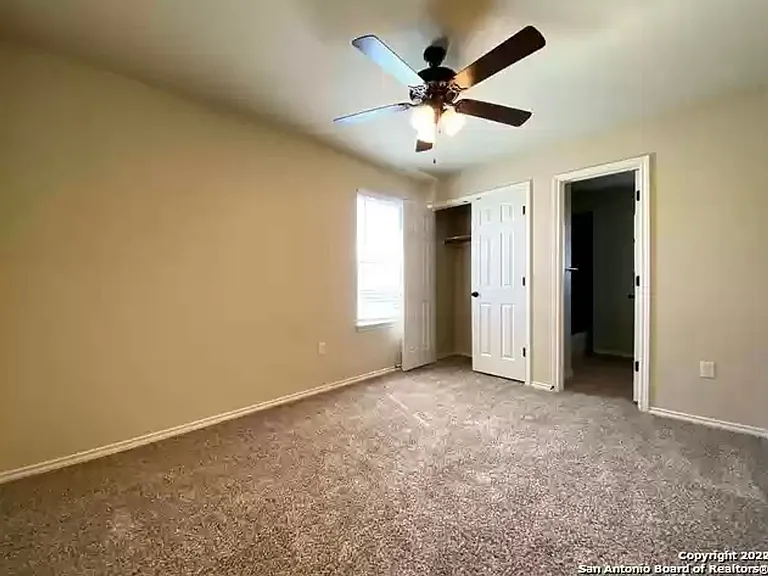 3433 Haylee Grace Pl — Photo 3