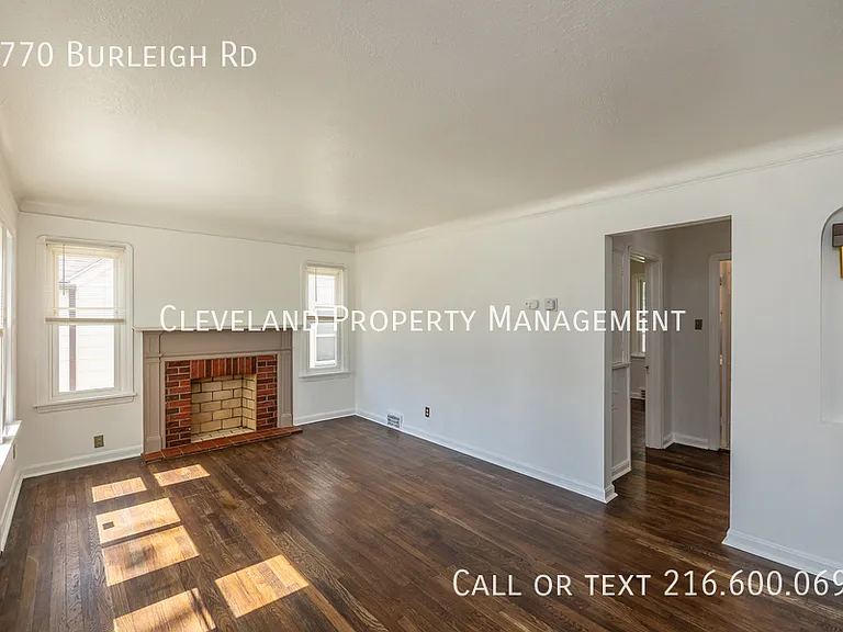 4770 Burleigh Rd — Photo 6