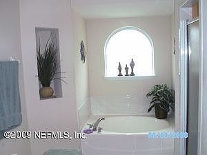 2nd image of 3026 Majestic Oaks Ln