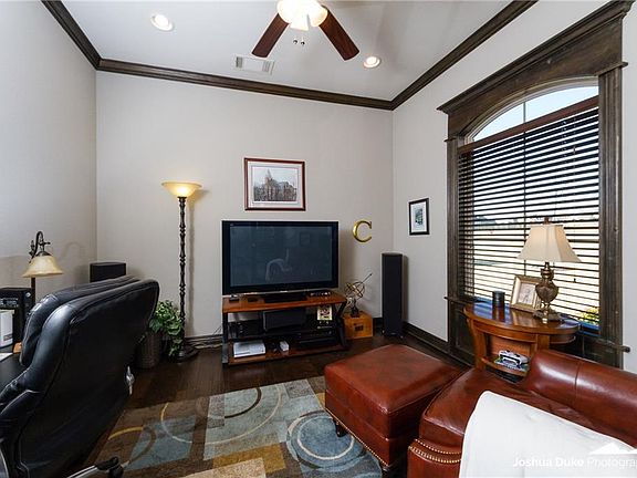 4th image of 2413 Riverwater Ln