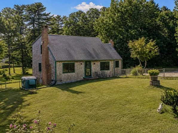 36 Colby Dr, Halifax, MA 02338
